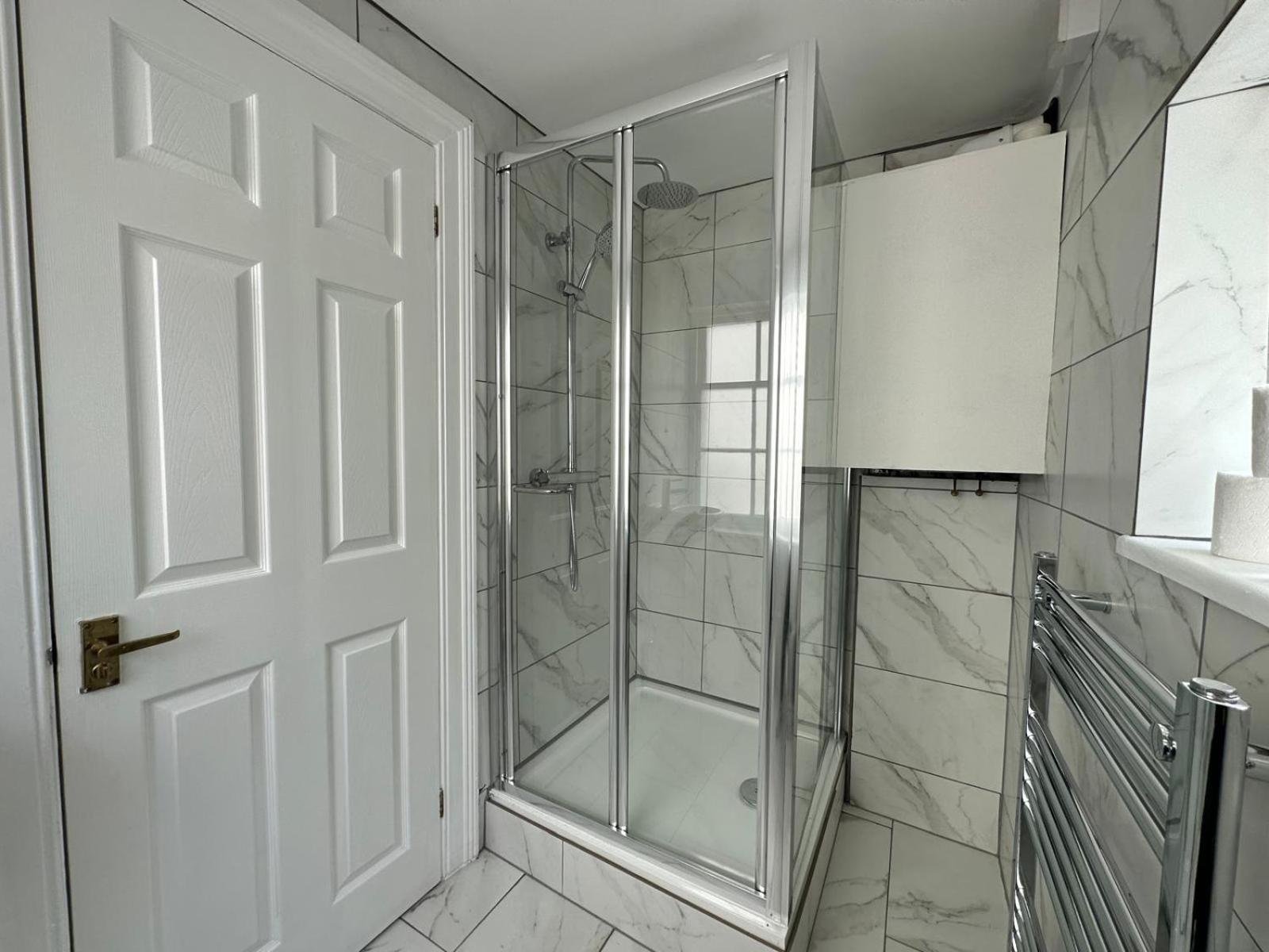 Appartement Cozy 1-bedroom Flat With Garden