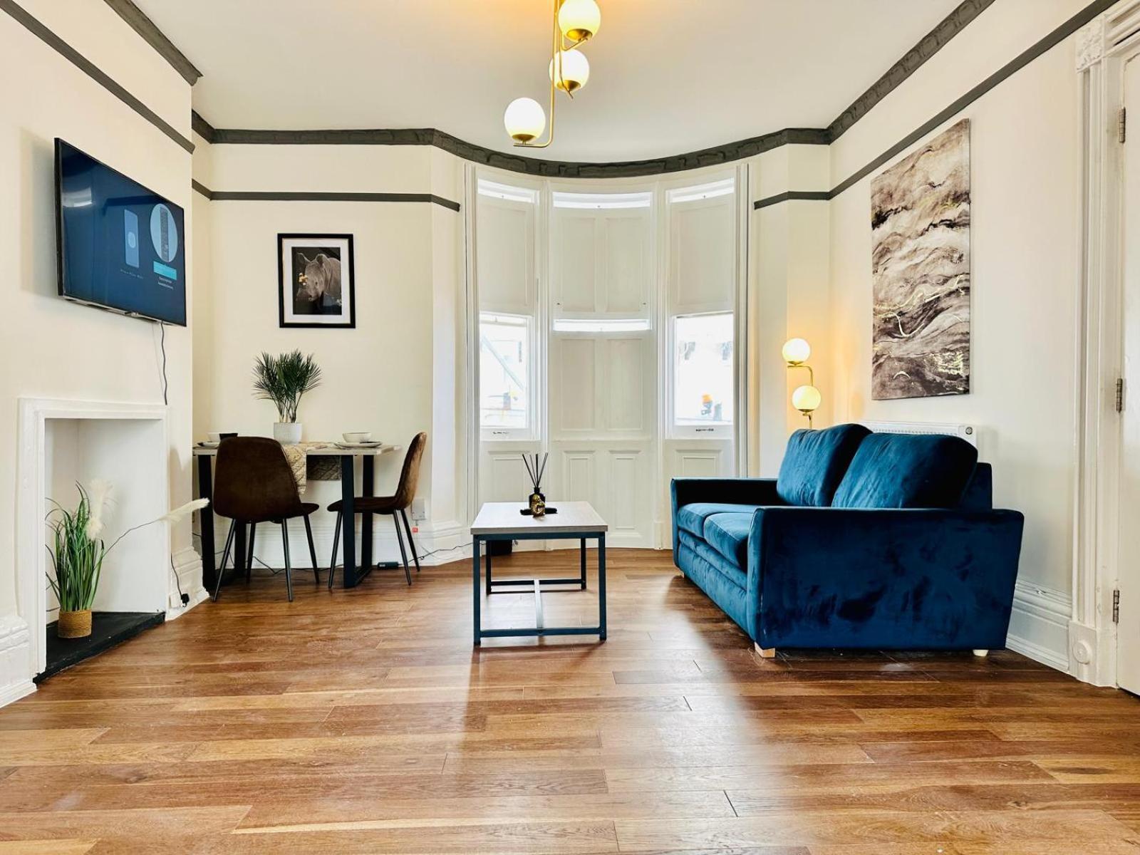 Cozy 1-bedroom Flat With Garden Hove